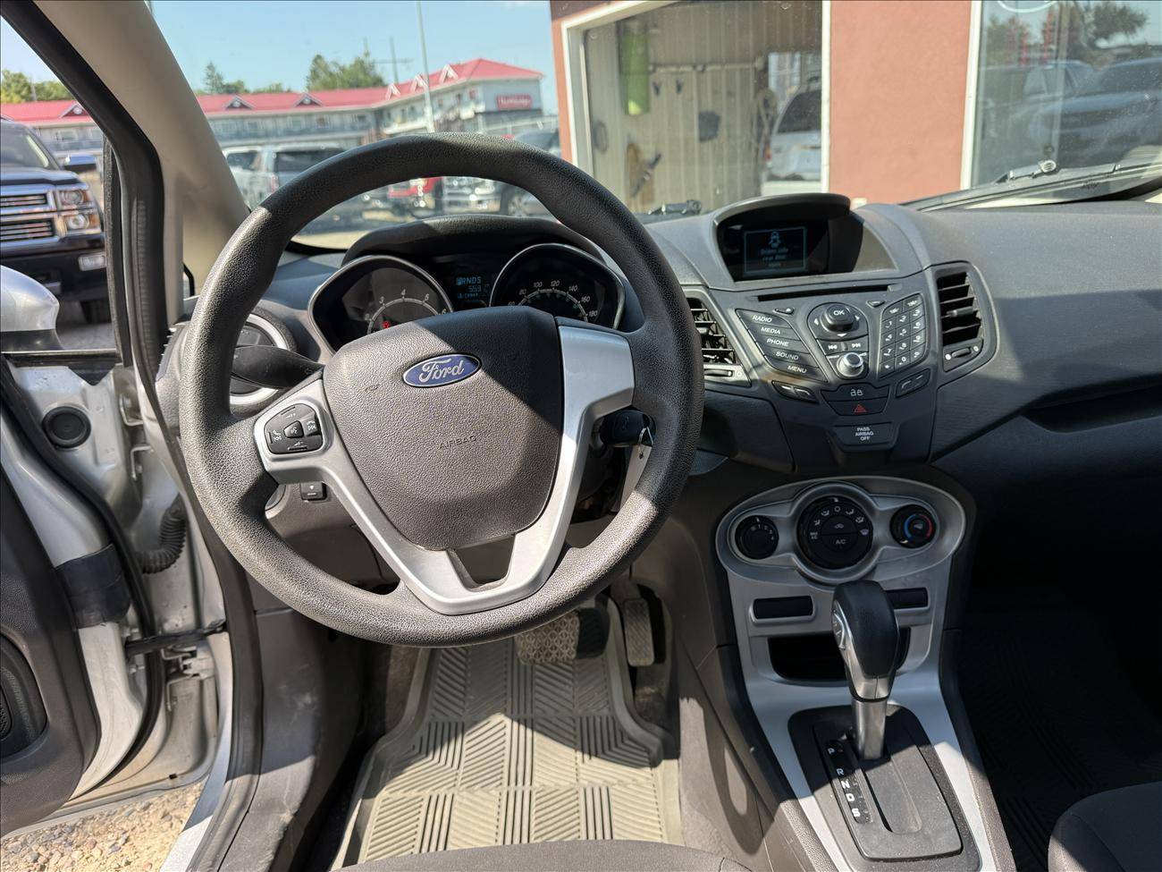 Image of Listing 48318