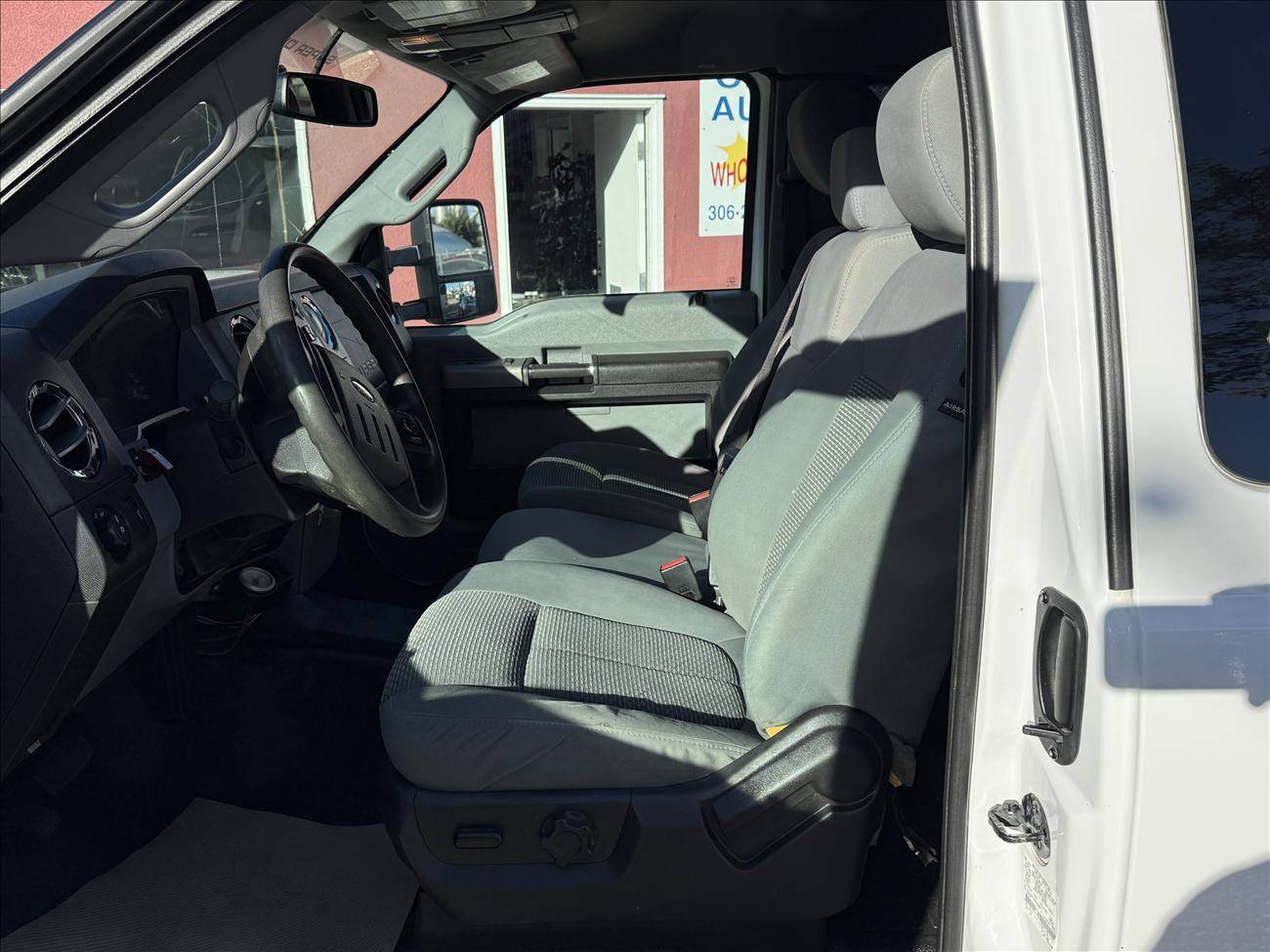 Image of Listing 48976