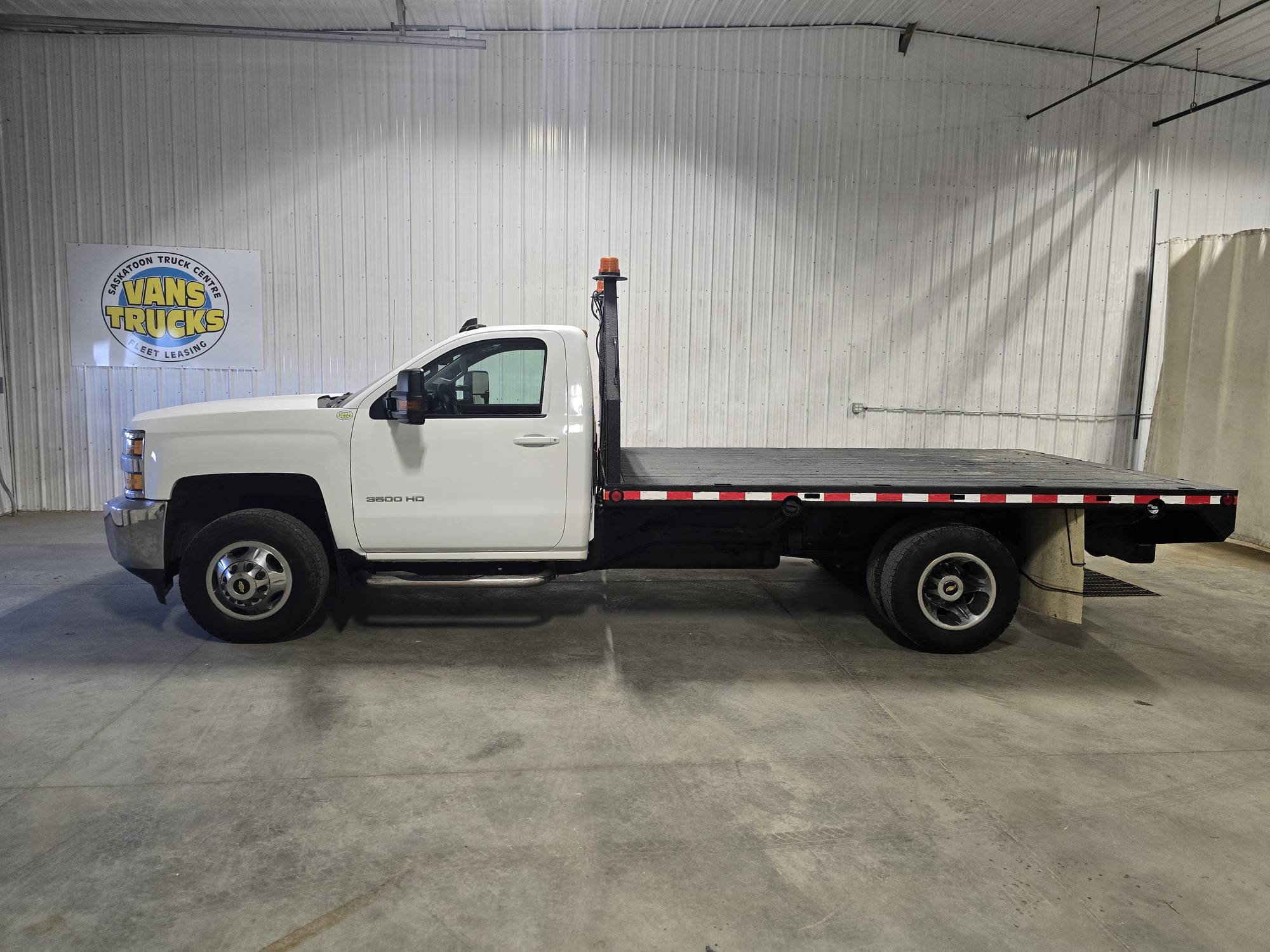 White 2015 Chevrolet Silverado 3500HD Pickup Truck 4X2 Automatic